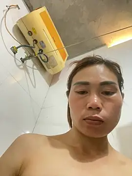 meganmeo online show from April 9, 2026, 5:51 am