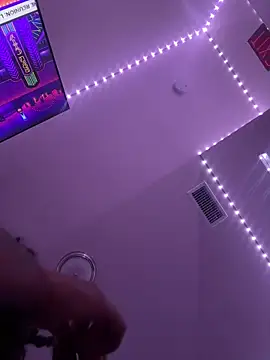 seductivefreak7 online show from April 16, 2026, 4:24 am