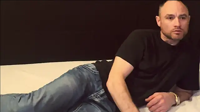 famous1tad online show from March 17, 2026, 1:25 pm