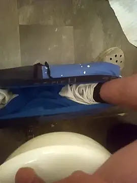 Marshlowe online show from November 29, 2025, 9:18 pm