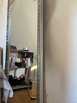 Fiebie licios online show from January 19, 2026, 9:24 am