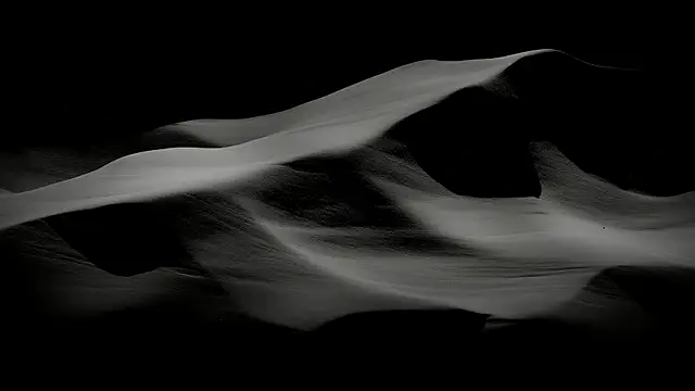 MysteriousMadam online show from April 21, 2026, 2:37 am