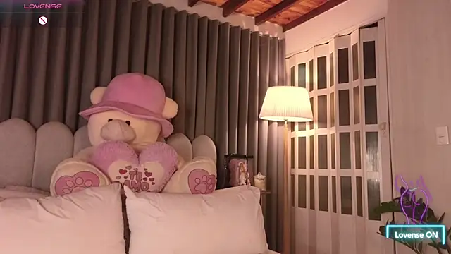 Snapshot of samy_clay chatting on January 9, 2026, 10:33 pm samy clay online show from January 9, 2026, 10:33 pm