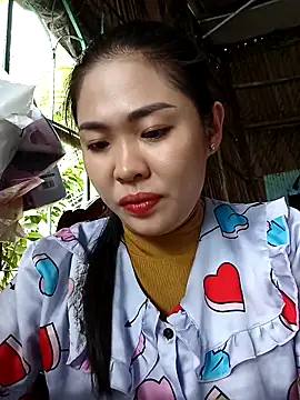 Lin-kute98 online show from April 9, 2026, 1:38 am