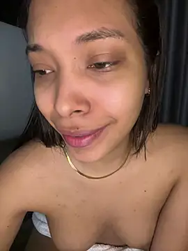 KarolRojas 22 online show from May 31, 2026, 7:59 am