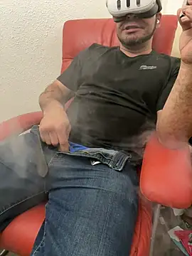 2addictivelyhorny online show from February 19, 2026, 1:51 pm