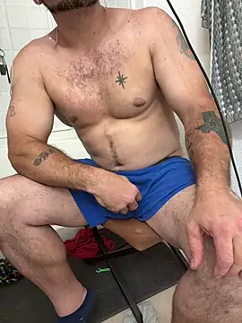 2addictivelyhorny online show from June 8, 2026, 2:12 am