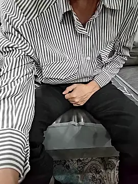 Snapshot of micai_fengbei chatting on January 19, 2026, 2:21 pm micai fengbei online show from January 19, 2026, 2:21 pm