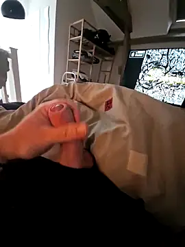 Snapshot of Mangeur44_ chatting on February 23, 2026, 4:26 pm Mangeur44 online show from February 23, 2026, 4:26 pm