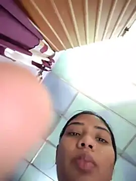 aarti03fb online show from April 6, 2026, 6:14 am