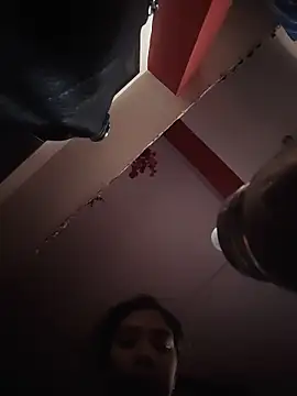 aarti03fb online show from April 11, 2026, 6:18 am