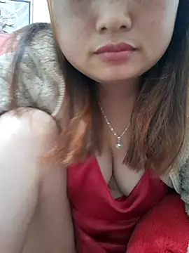 mai-mai-97 online show from February 18, 2026, 2:02 pm