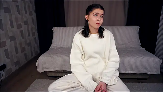 Snapshot of ZulaRattan chatting on November 28, 2025, 7:05 pm ZulaRattan online show from November 28, 2025, 7:05 pm