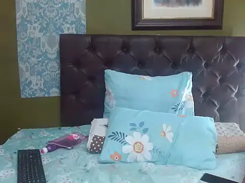 Snapshot of JuicyEbonyGoddess chatting on November 27, 2025, 6:43 pm JuicyEbonyGoddess online show from November 27, 2025, 6:43 pm