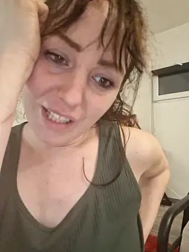  pig eyes  online show from March 4, 2026, 9:32 pm