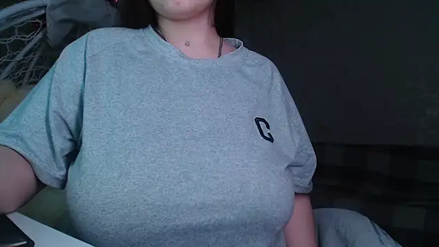 ElviraCutiee online show from December 22, 2025, 7:33 pm