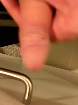 Snapshot of poeperke2830 chatting on February 24, 2026, 1:14 am poeperke2830 online show from February 24, 2026, 1:14 am