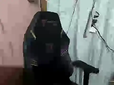 urSweetheart online show from February 3, 2026, 9:47 am