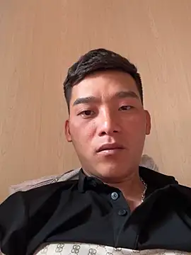 sanu551 online show from December 15, 2025, 3:22 am