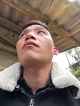 sanu551 online show from December 20, 2025, 4:08 am