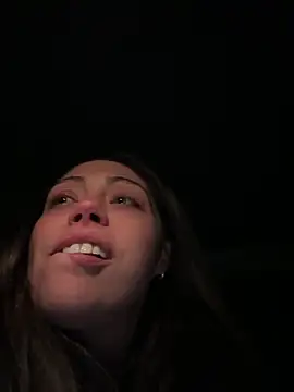 Snapshot of AlessiaMarco chatting on December 22, 2025, 9:45 pm AlessiaMarco online show from December 22, 2025, 9:45 pm