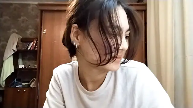 ArianeRandy online show from November 26, 2025, 3:13 pm