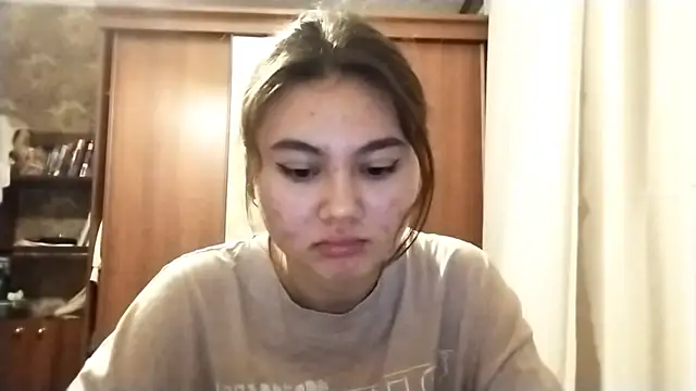 ArianeRandy online show from December 17, 2025, 3:07 pm