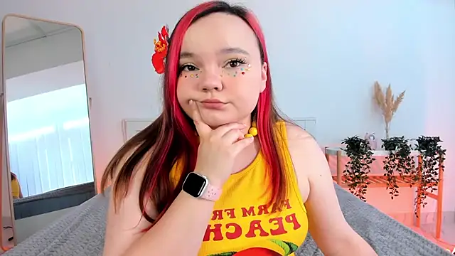 Rose Luvv online show from June 14, 2026, 6:59 am