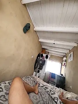 Snapshot of Alvarezz0202 chatting on February 16, 2026, 12:23 pm Alvarezz0202 online show from February 16, 2026, 12:23 pm