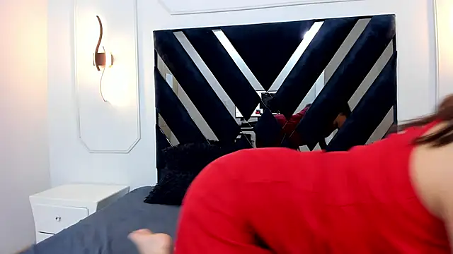 Snapshot of AmarantaLorens_ chatting on November 27, 2025, 7:49 pm AmarantaLorens online show from November 27, 2025, 7:49 pm