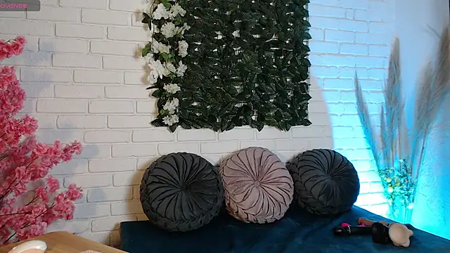 Karla Ferrer x online show from April 14, 2026, 4:24 pm