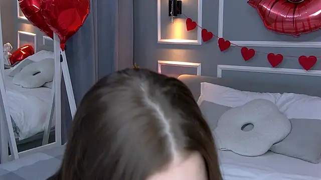 Snapshot of NatalieCroft chatting on February 13, 2026, 6:31 am NatalieCroft online show from February 13, 2026, 6:31 am