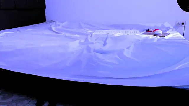 Snapshot of NoaLeon21 chatting on November 28, 2025, 7:05 pm NoaLeon21 online show from November 28, 2025, 7:05 pm