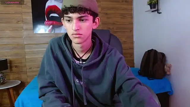 Snapshot of Michaelkoiv chatting on November 27, 2025, 12:07 pm Michaelkoiv online show from November 27, 2025, 12:07 pm