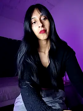 Im Kloe online show from February 18, 2026, 9:44 pm