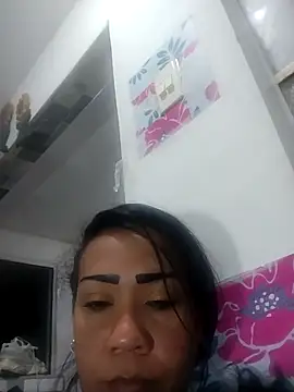 KarolWest  online show from December 14, 2025, 8:57 pm