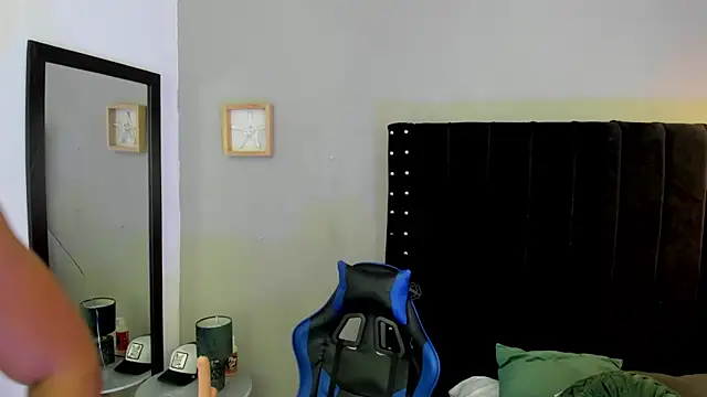 Bryan robayo5 online show from January 11, 2026, 11:26 am