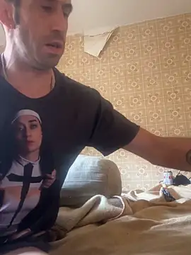 Snapshot of dura87 chatting on September 25, 2025, 8:40 am dura87 online show from September 25, 2025, 8:40 am