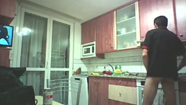 Snapshot of dura87 chatting on December 21, 2025, 2:30 am dura87 online show from December 21, 2025, 2:30 am