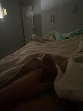 MatiG2323 online show from April 14, 2026, 4:57 pm