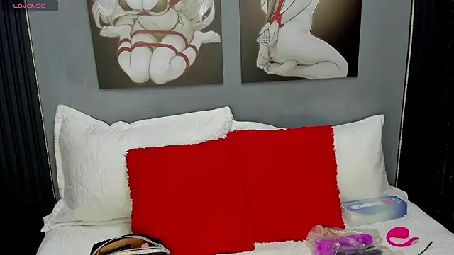 nora temptress online show from March 27, 2026, 2:39 pm