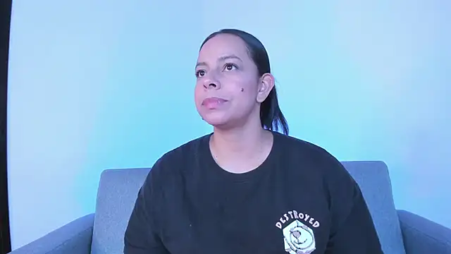 jimena chic1 online show from February 3, 2026, 8:58 pm