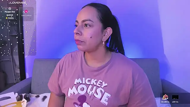 jimena chic1 online show from March 23, 2026, 7:51 pm