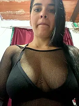 sofi11ruiz online show from January 13, 2026, 2:44 pm