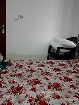 Cute Girl 27 online show from February 28, 2026, 4:35 am