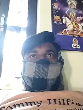 Harry254238 online show from December 21, 2025, 4:52 am