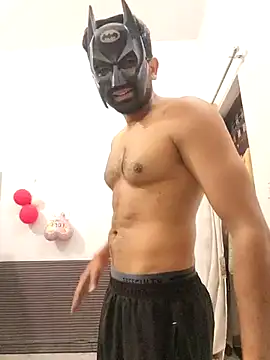 Amit22122 online show from February 24, 2026, 4:32 am