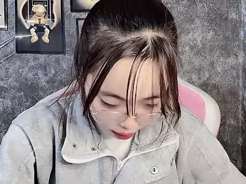 Aria5999 online show from November 30, 2025, 6:50 am