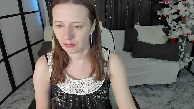 Snapshot of KathrineMeyer chatting on February 25, 2026, 2:10 am KathrineMeyer online show from February 25, 2026, 2:10 am