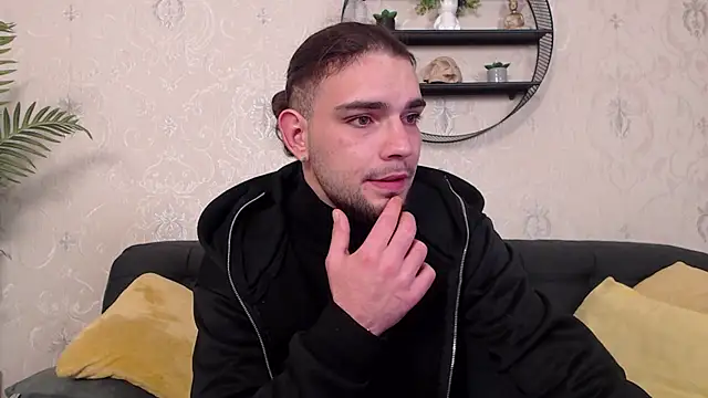 KaneHunter online show from November 30, 2025, 8:46 pm